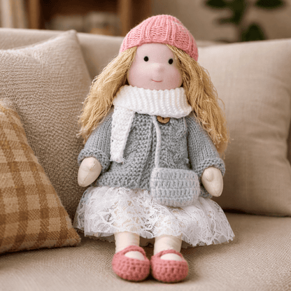 ELORA – Muñeca Waldorf Hecha a Mano de Algodón para Juego Creativo