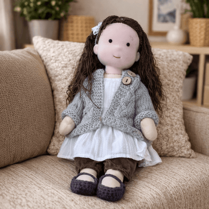 ELORA – Muñeca Waldorf Hecha a Mano de Algodón para Juego Creativo