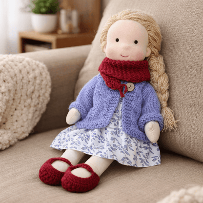 ELORA – Muñeca Waldorf Hecha a Mano de Algodón para Juego Creativo