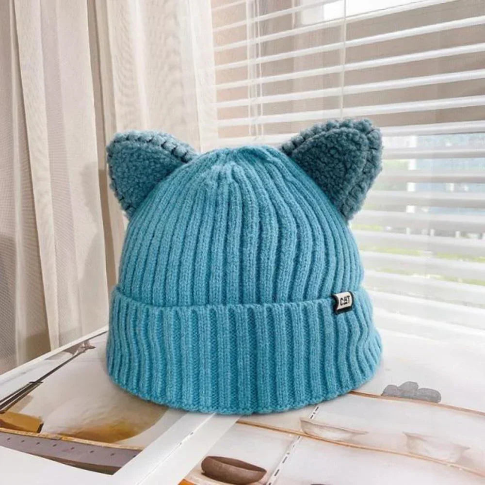 Gorro de Invierno Tejido con Orejas de Gato - PurrWarm