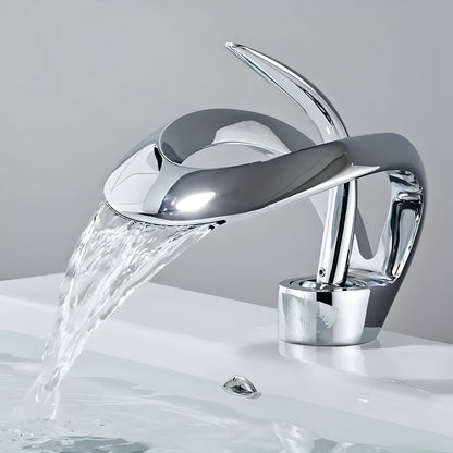 Grifo de lavabo minimalista para baño