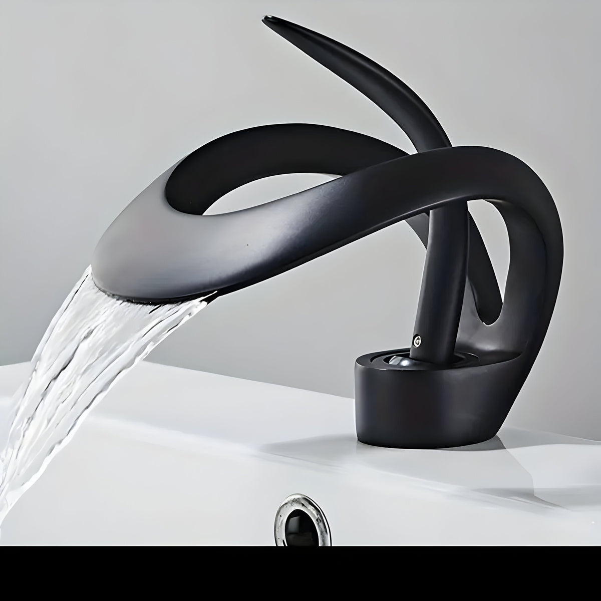 Grifo de lavabo minimalista para baño