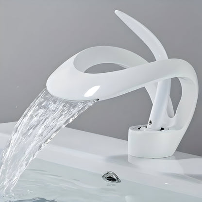 Grifo de lavabo minimalista para baño