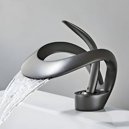 Grifo de lavabo minimalista para baño