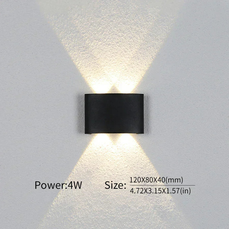 Iluminación Moderna, Interior o Exterior: La Versátil Luz de Pared LED