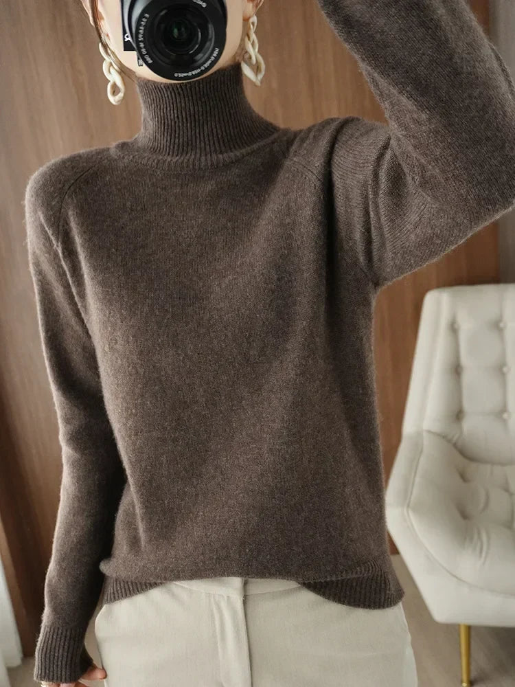 Jersey de cuello alto para mujer en suave lana merina