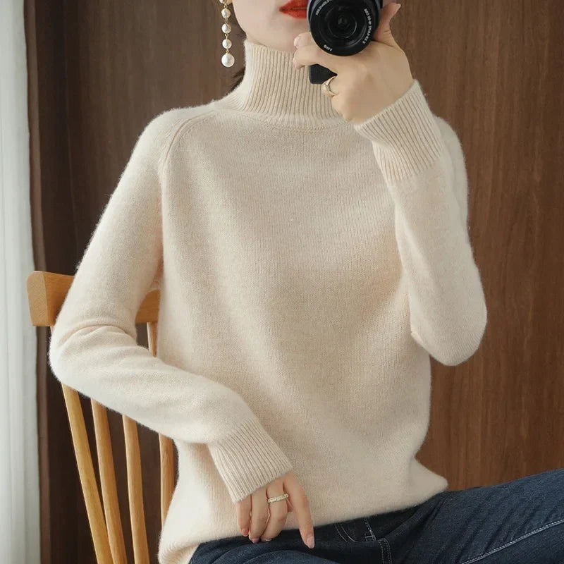 Jersey de cuello alto para mujer en suave lana merina