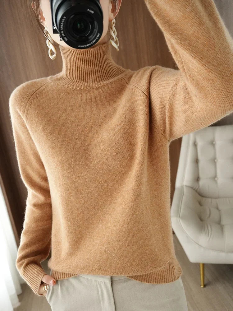 Jersey de cuello alto para mujer en suave lana merina