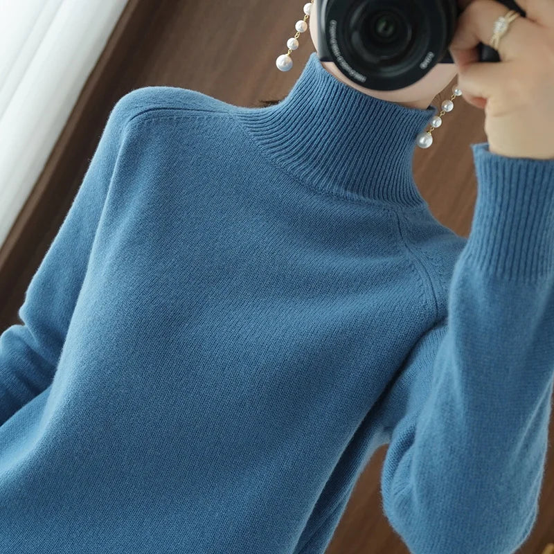 Jersey de cuello alto para mujer en suave lana merina