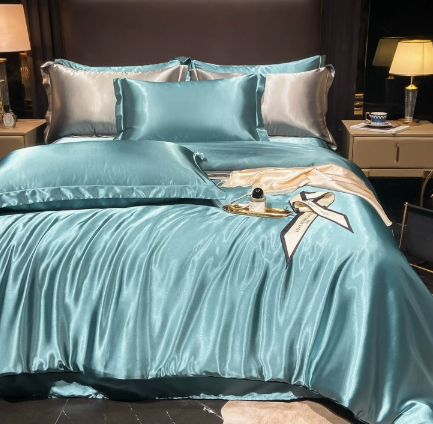 Juego completo de ropa de cama de seda de lujo