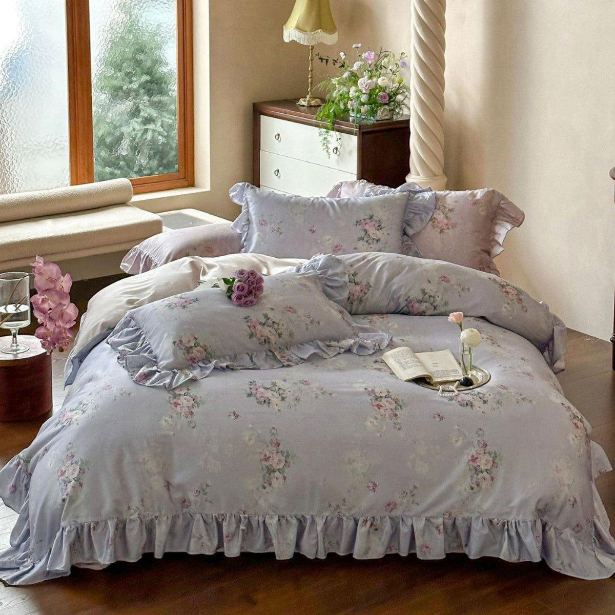 Juego de cama romántico con volantes y estampado floral vintage
