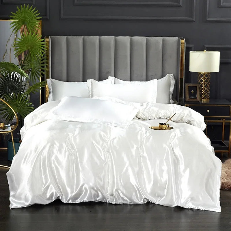 Juego de Ropa de Cama de Seda Satinada de Lujo - SilkElegance