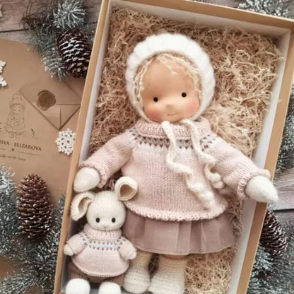 Juguete de abrazo de algodón Mila en estilo Waldorf con caja de tela
