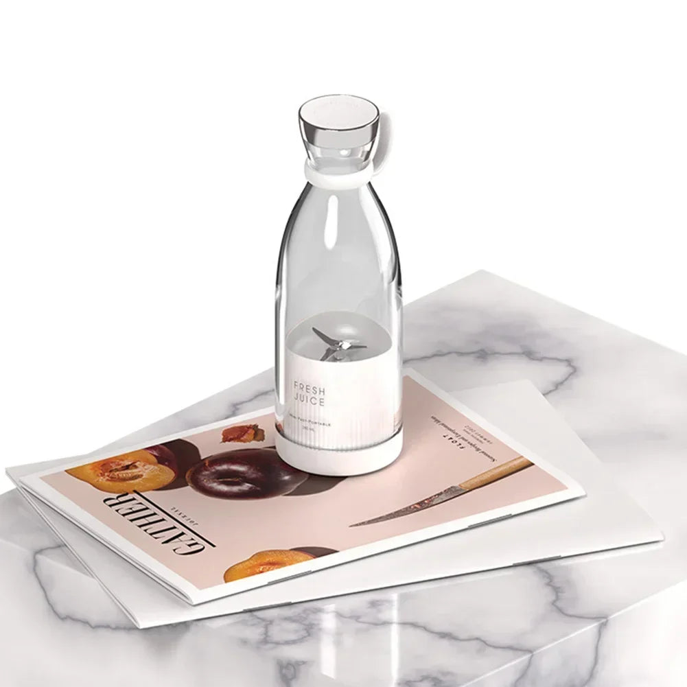JuicyGo™ – Prepara Batidos Frescos en Cualquier Lugar en un Instante