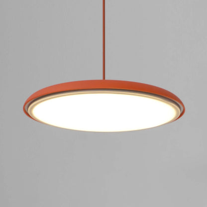 Lámpara Colgante con Forma Simple para Interiores Modernos