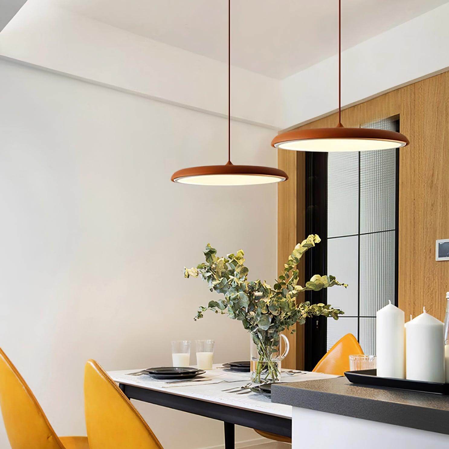 Lámpara Colgante con Forma Simple para Interiores Modernos
