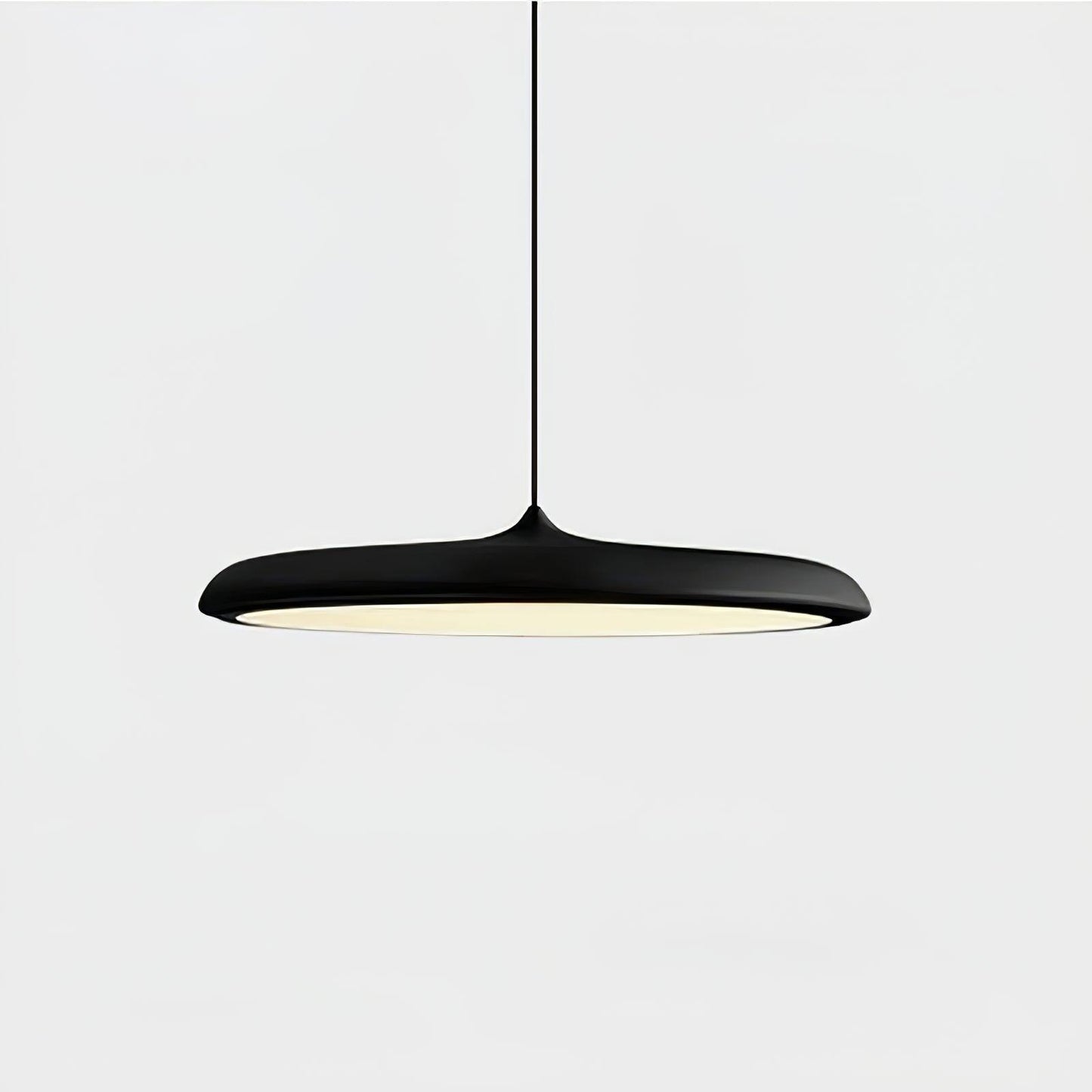 Lámpara Colgante con Forma Simple para Interiores Modernos
