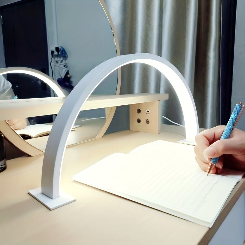 Lámpara de Escritorio LED en Forma de Media Luna | Luz Metálica Ajustable USB