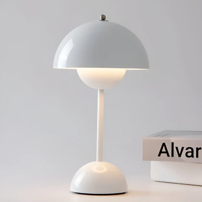 Lámpara de Mesa Escandinava con Toque Luminoso - NordicBeam