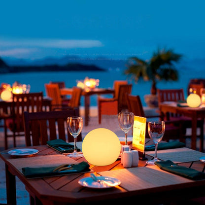 Lámpara de Mesa Inalámbrica LED Esférica Luz Ambiental Recargable | Zenari