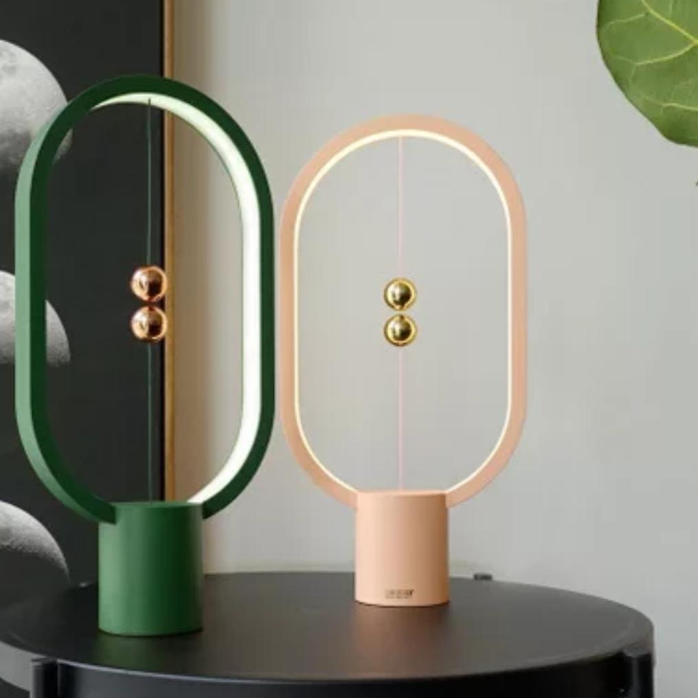 Lámpara de Mesa Moderno Balance con Diseño de Interruptor Flotante