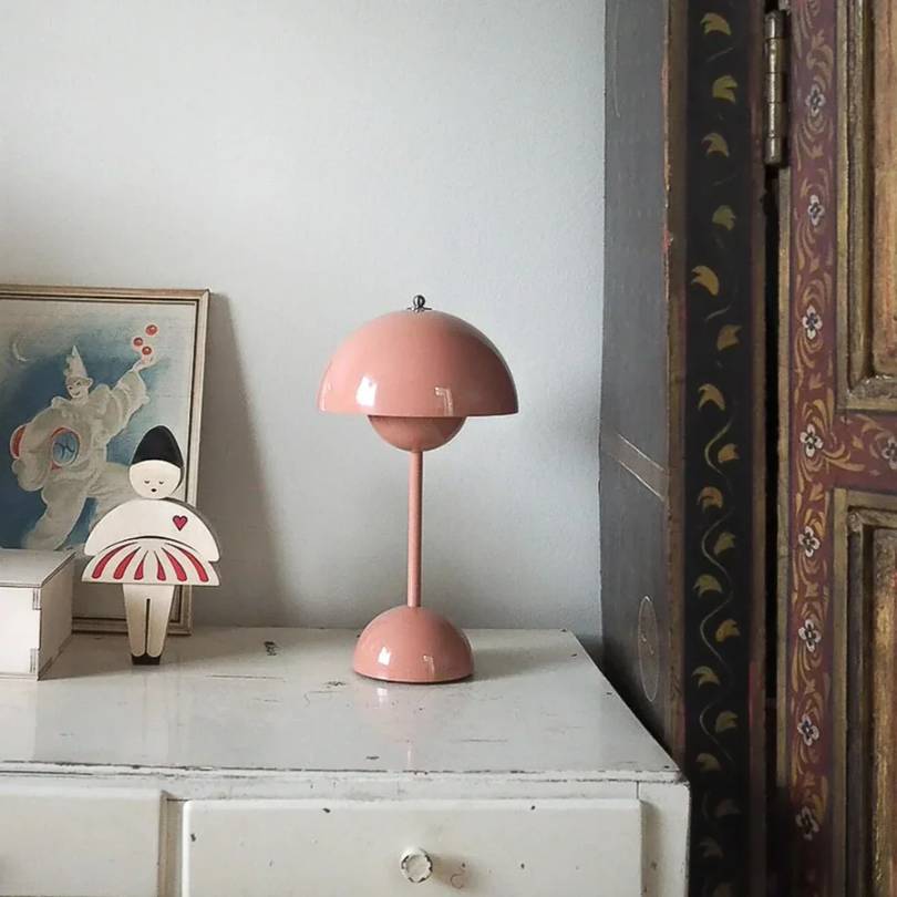 Lámpara de Mesa Táctil Moderna - LumiTouch