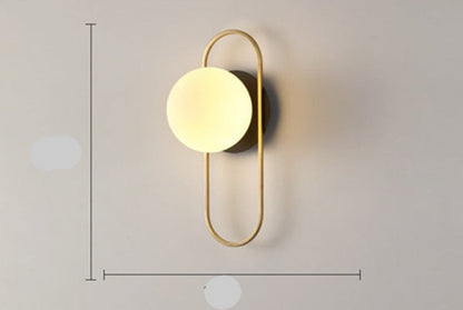 Lámpara de Pared Escandinava – Armonía y Simplicidad