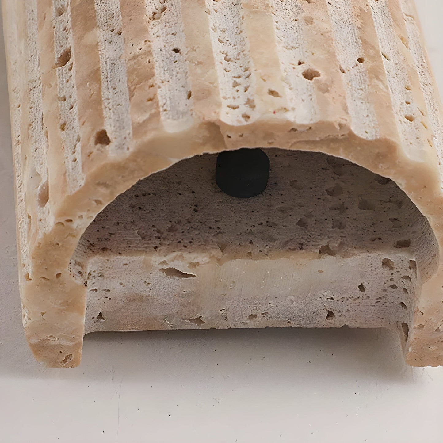 Lámpara de Pared Hecha de Piedra Natural para un Interior Elegante