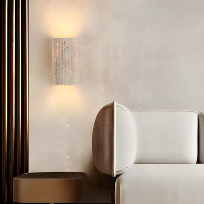 Lámpara de Pared Hecha de Piedra Natural para un Interior Elegante