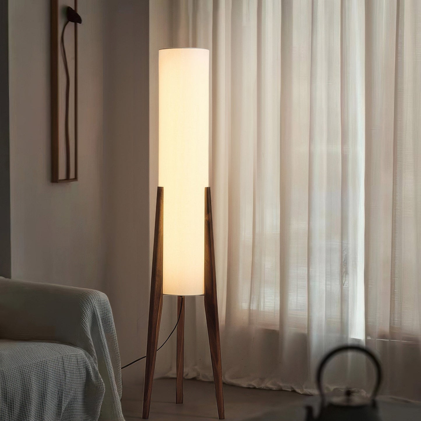 Lámpara de Pie de Madera de Nogal Estilo Escandinavo | Tolvia