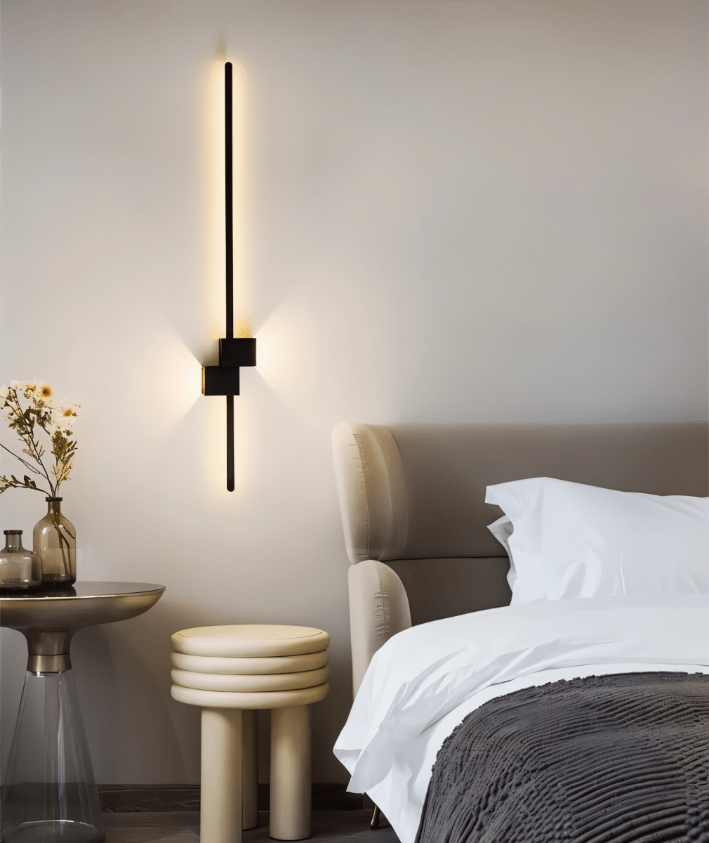 LINESTRIPE - Lámpara de pared LED minimalista para un ambiente moderno