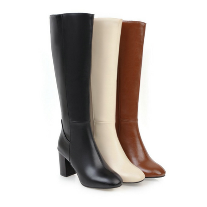 Lujosas botas de piel vegana con cremallera