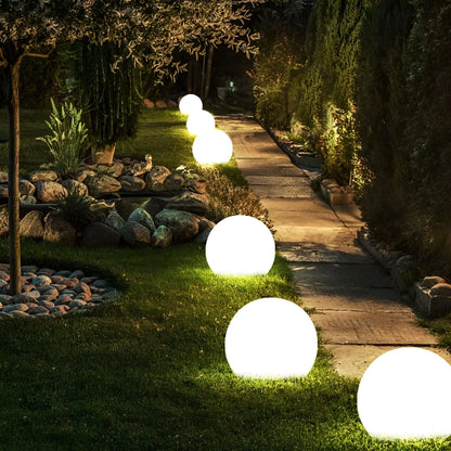 LumiGlobe – Luz de Jardín Resistente a la Intemperie