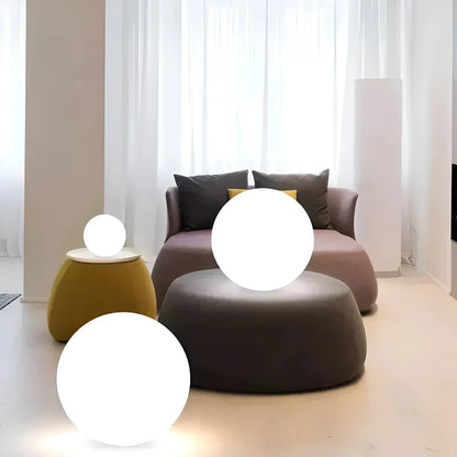 LumiGlobe – Luz de Jardín Resistente a la Intemperie