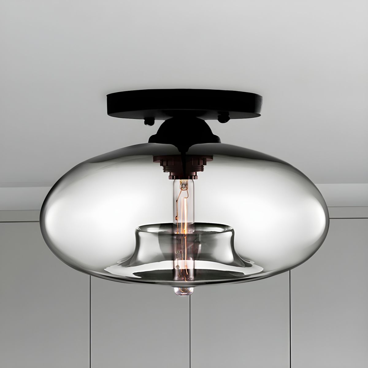 Luz de Techo con Pantalla Ovalada de Vidrio Estilo Industrial | Olviera