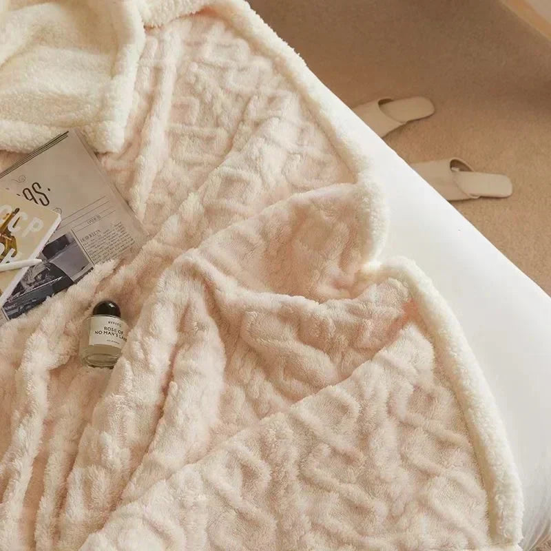 Manta de Invierno Elegante Hecha de Lana de Cordero Gruesa con Acento Elegante