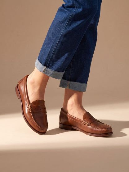 Mocasines penny de cuero para mujer con costuras de mocasín