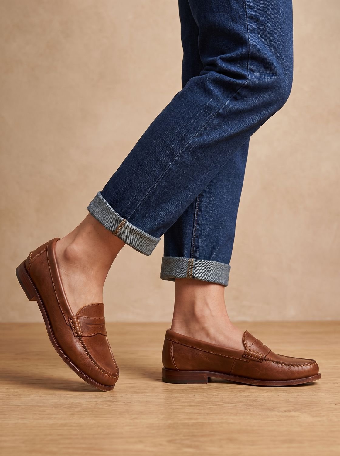 Mocasines penny de cuero para mujer con costuras de mocasín