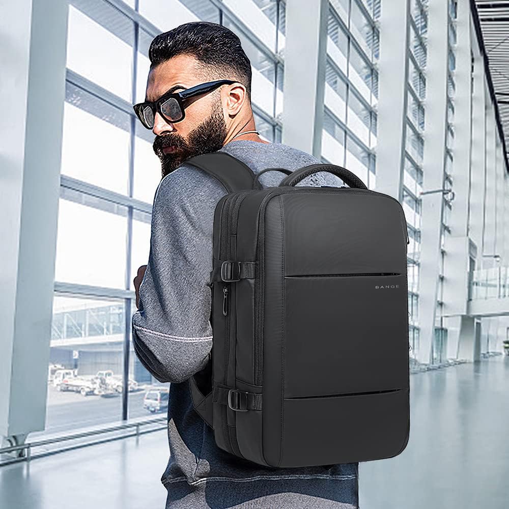 Mochila de viaje impermeable expandible de 26 a 45L con funda para laptop y asa de duffle