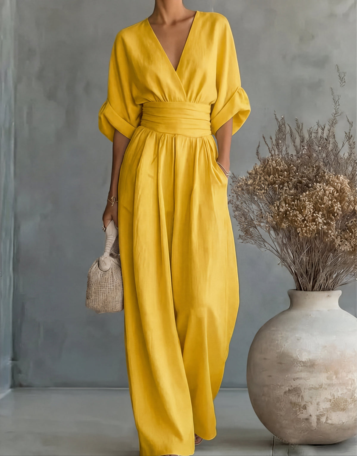 Mono elegante de pernera ancha
