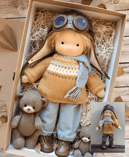 Muñeca de Tela Hecha a Mano en Estilo Waldorf Clásico