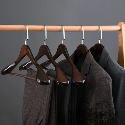 Oaklee Elite – Perchas de madera de lujo con diseño refinado