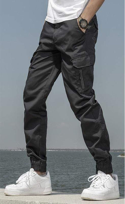 Pantalón jogger técnico e impermeable para hombre