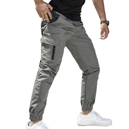 Pantalón jogger técnico e impermeable para hombre