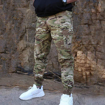 Pantalón jogger técnico e impermeable para hombre