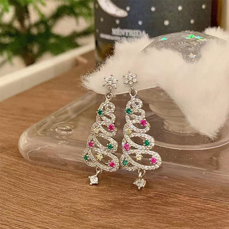 Pendientes brillantes con forma de árbol de Navidad