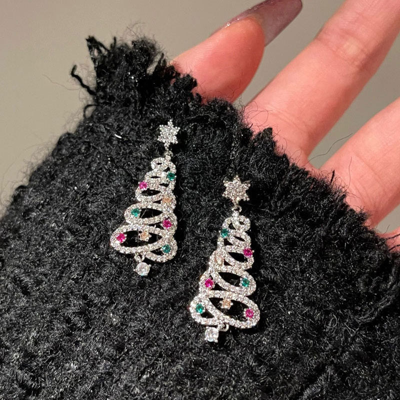 Pendientes brillantes con forma de árbol de Navidad