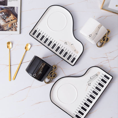 Pianissimo Taste – Conjunto de Taza y Bandeja Elegante para Amantes de la Música