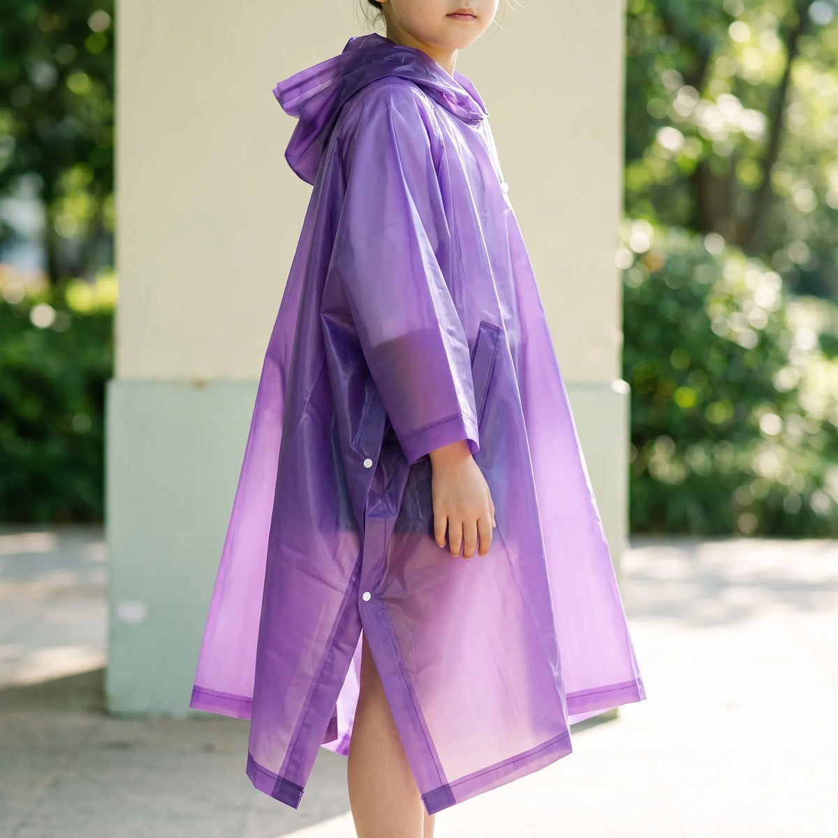 Poncho impermeable para niños con capucha para poner por la cabeza