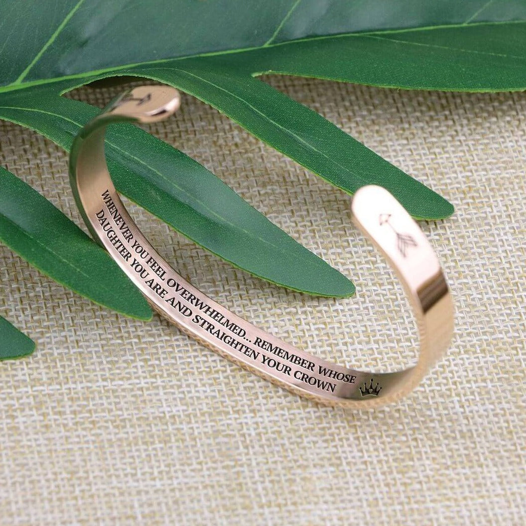 Recuerda de quién eres hija y coloca tu corona en su lugar | Pulsera